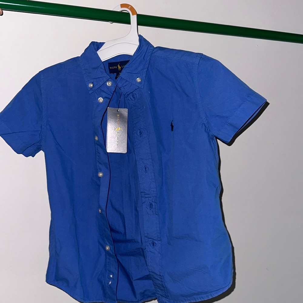 New. Never worn. Tags still attached.